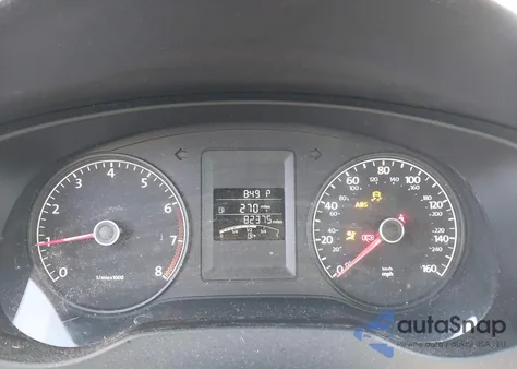 2013 Volkswagen Jetta S z USA, uszkodzony, nr VIN 3VW2K7AJ4DM257780